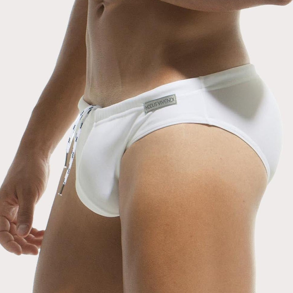 Modus Vivendi Herren Badeslip 'Classic Swim Brief' white, side, 54154337517894, 54154337550662, 54154337583430, 54154337616198