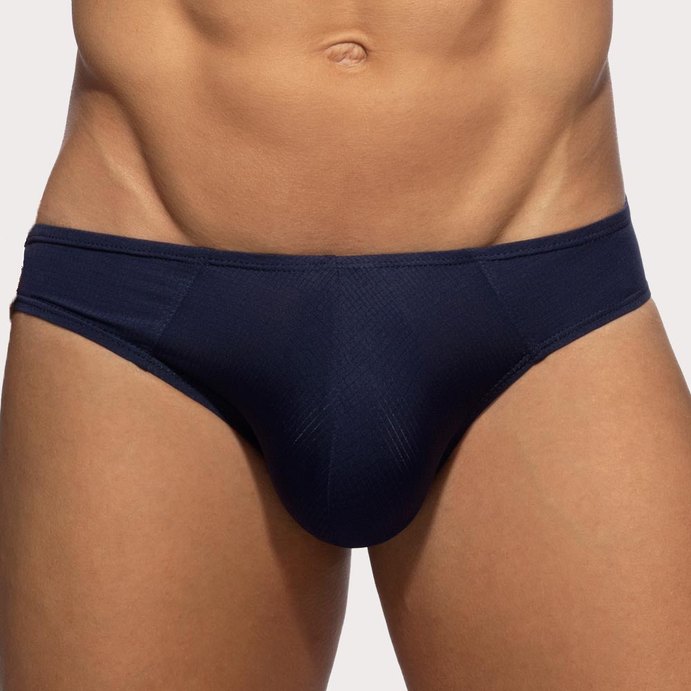Addicted Veloz Dry Bikini Brief - Knapper Männer Slip im Low-Rise Design aus ultra-leichtem Material in navy-blau