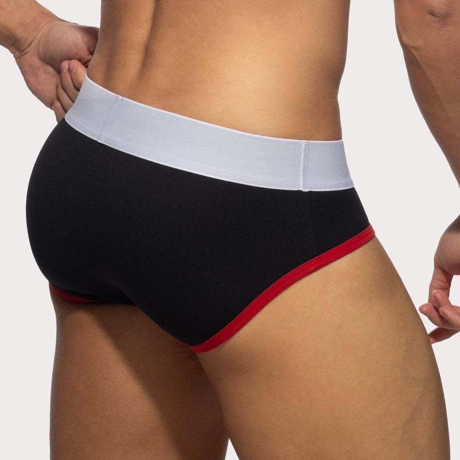 Addicted Black Pique Brief - schwarzer Slip für Männer aus Pique-Stoff mit roten Racing-Streifen und softem Tragekomfort, back